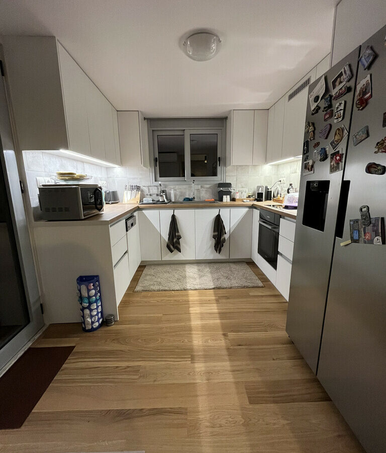 For Sale Flat 193 M² In Athens