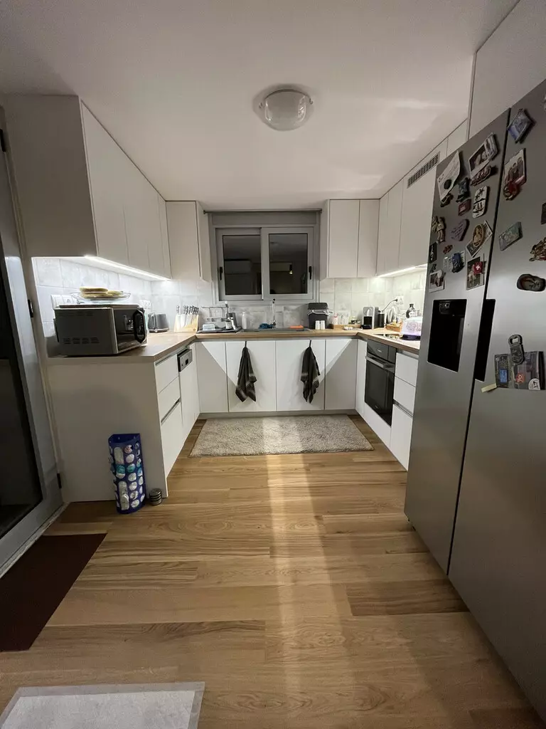 For Sale Flat 193 M² In Athens