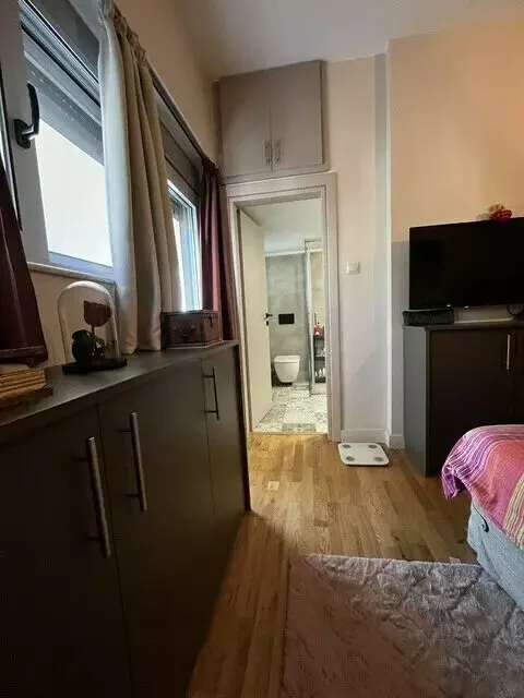 For Sale Flat 193 M² In Athens