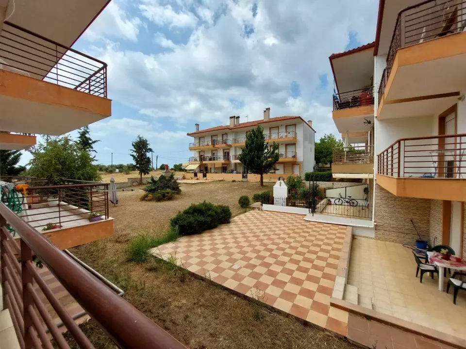 2-bedroom Duplex In Poligiros, Greece (83 M²)