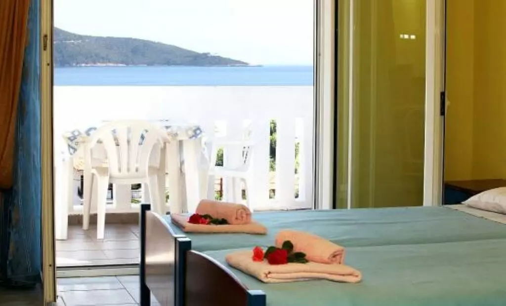 9-bedroom Hotel In Thasos, Greece (320 M²)