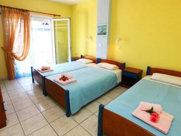 9-bedroom Hotel In Thasos, Greece (320 M²)