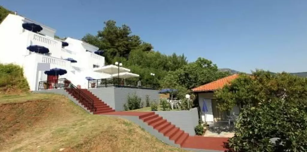 9-bedroom Hotel In Thasos, Greece (320 M²)