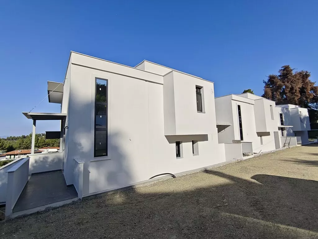 4-bedroom Villa In Kassandra, Greece (160 M²)