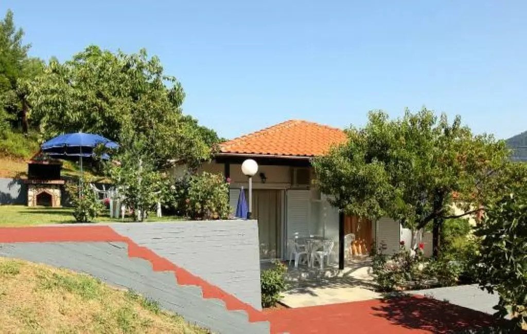 9-bedroom Hotel In Thasos, Greece (320 M²)