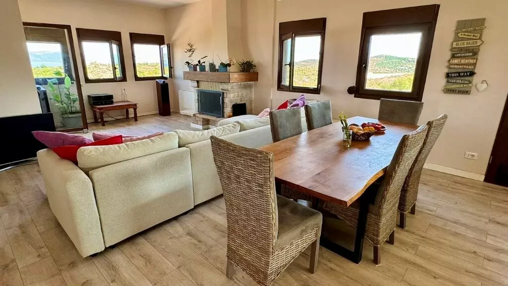 2-bedroom Detached House In Aristotle, Greece (240 M²)