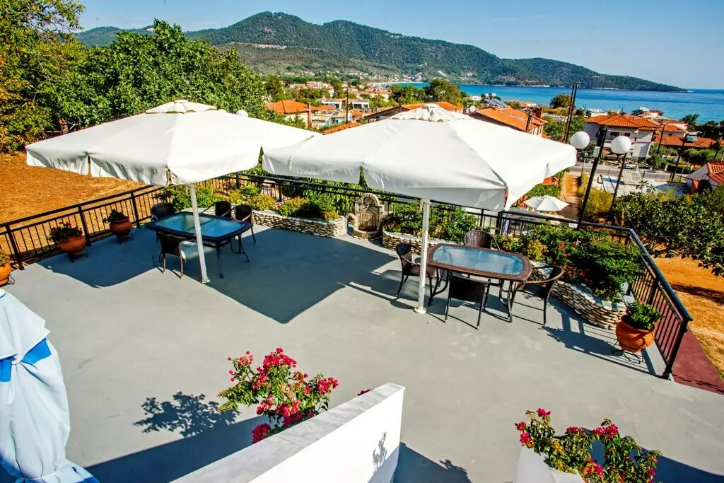 9-bedroom Hotel In Thasos, Greece (320 M²)
