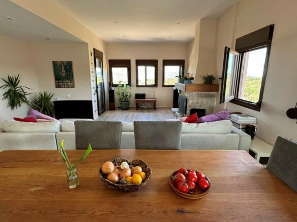 2-bedroom Detached House In Aristotle, Greece (240 M²)
