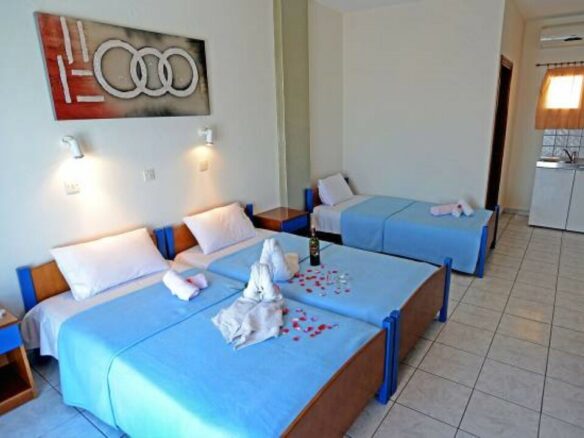 9-bedroom Hotel In Thasos, Greece (320 M²)