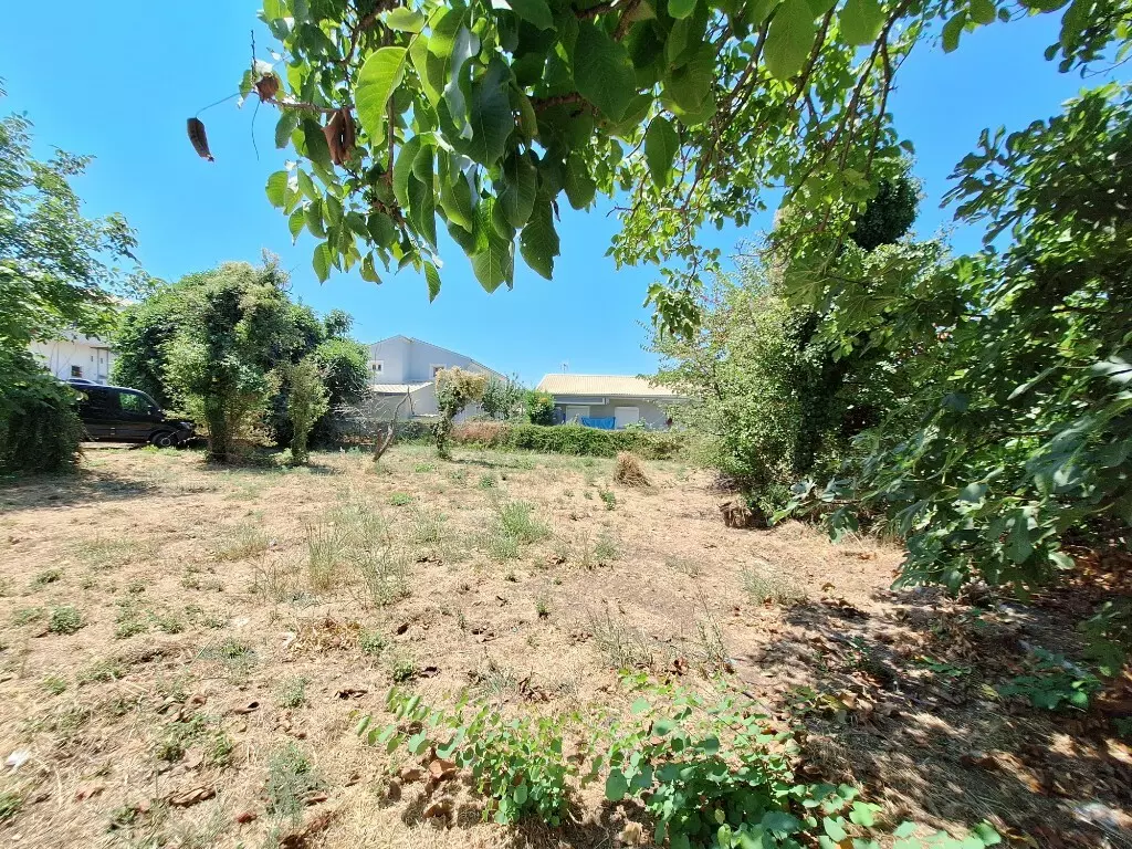 For Sale Land 4600 M² In Corfu