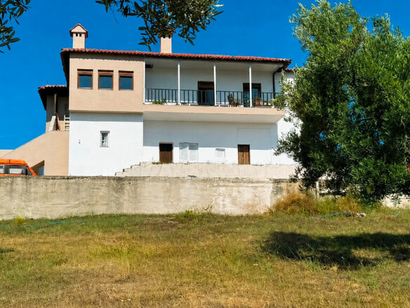 2-bedroom Detached House In Aristotle, Greece (240 M²)