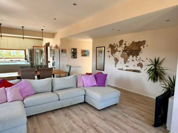 2-bedroom Detached House In Aristotle, Greece (240 M²)