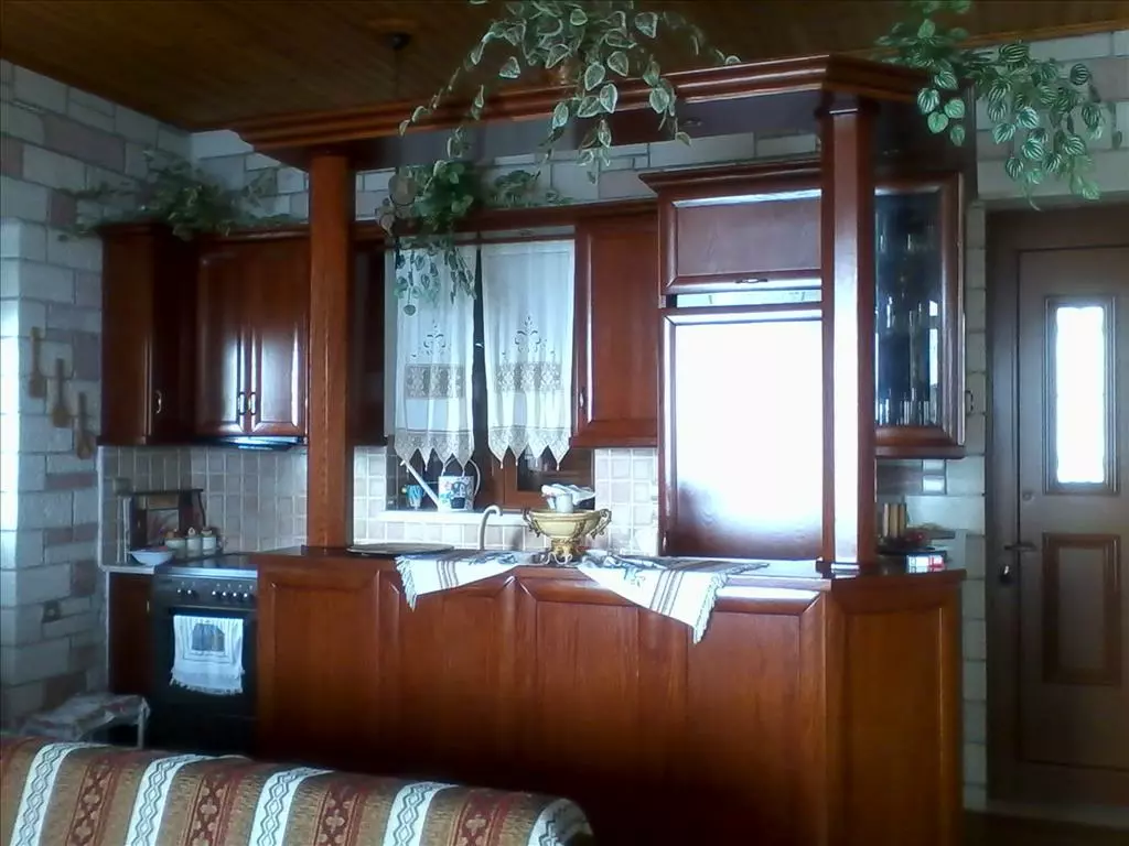 3-bedroom Detached House In Agrinio, Greece (190 M²)