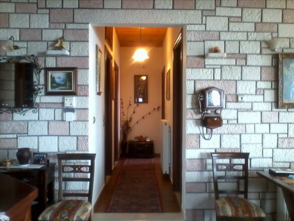 3-bedroom Detached House In Agrinio, Greece (190 M²)