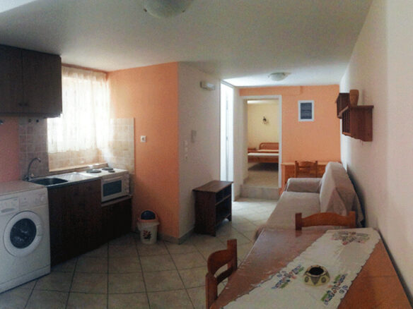 Building Of 400 M² In Crete