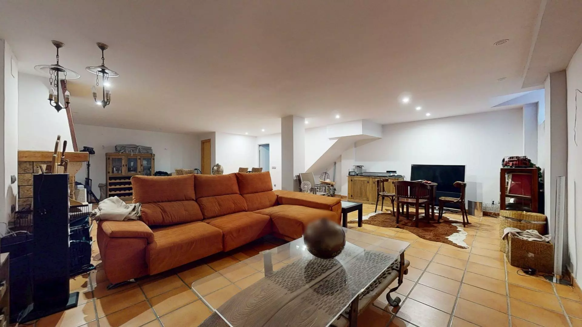 4-bedroom Semi In Elche, Spain (342 M²)