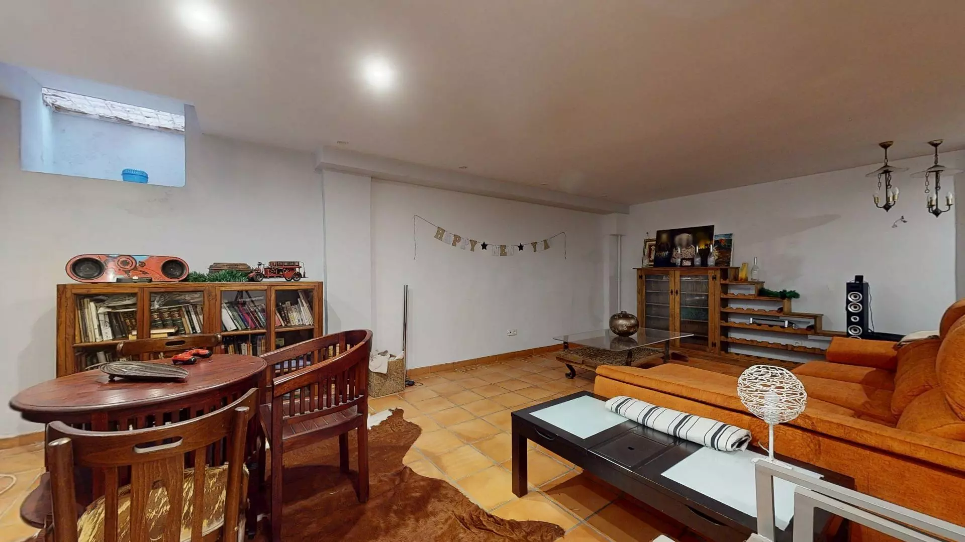 4-bedroom Semi In Elche, Spain (342 M²)