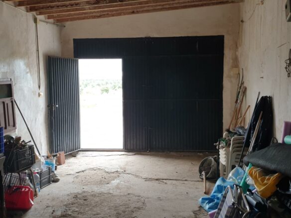 Country House 315 M² In Granja De Rocamora, Spain