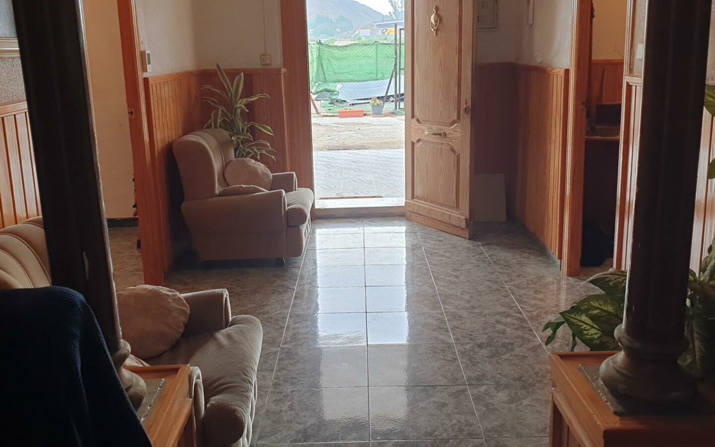 Country House 315 M² In Granja De Rocamora, Spain