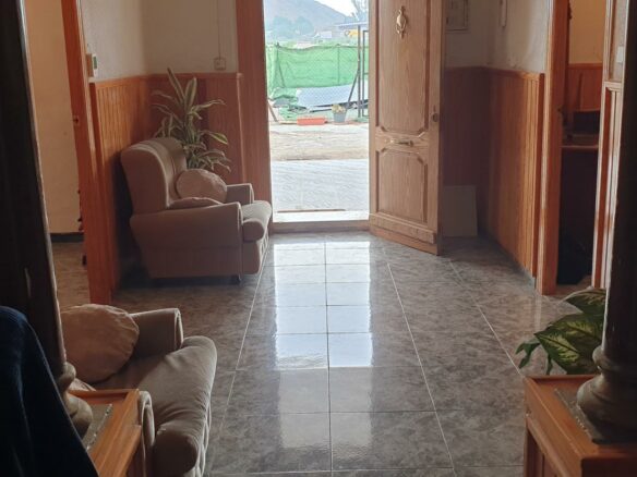 Country House 315 M² In Granja De Rocamora, Spain