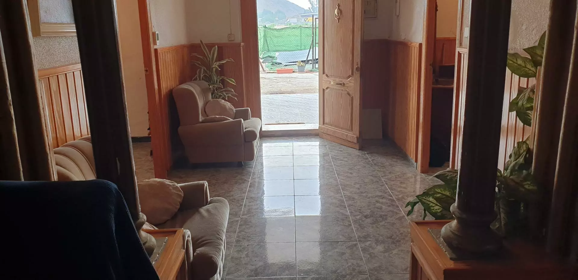 Country House 315 M² In Granja De Rocamora, Spain
