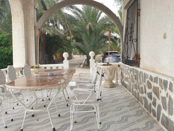 Country House 315 M² In Granja De Rocamora, Spain