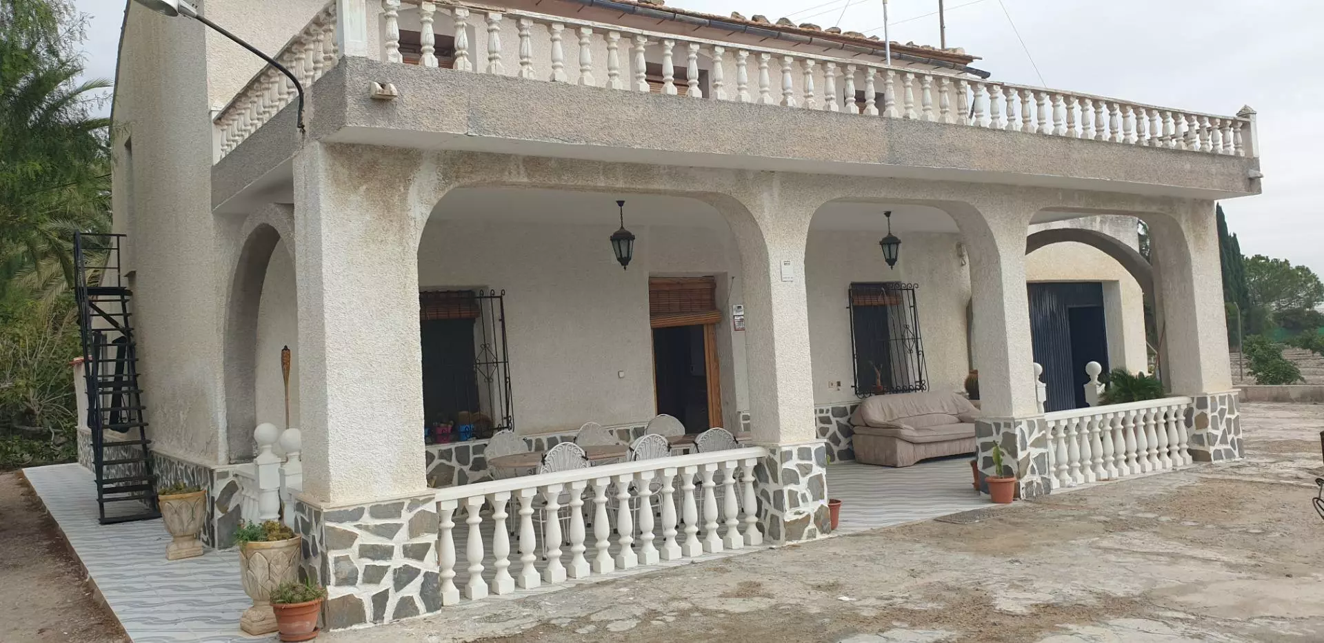 Country House 315 M² In Granja De Rocamora, Spain
