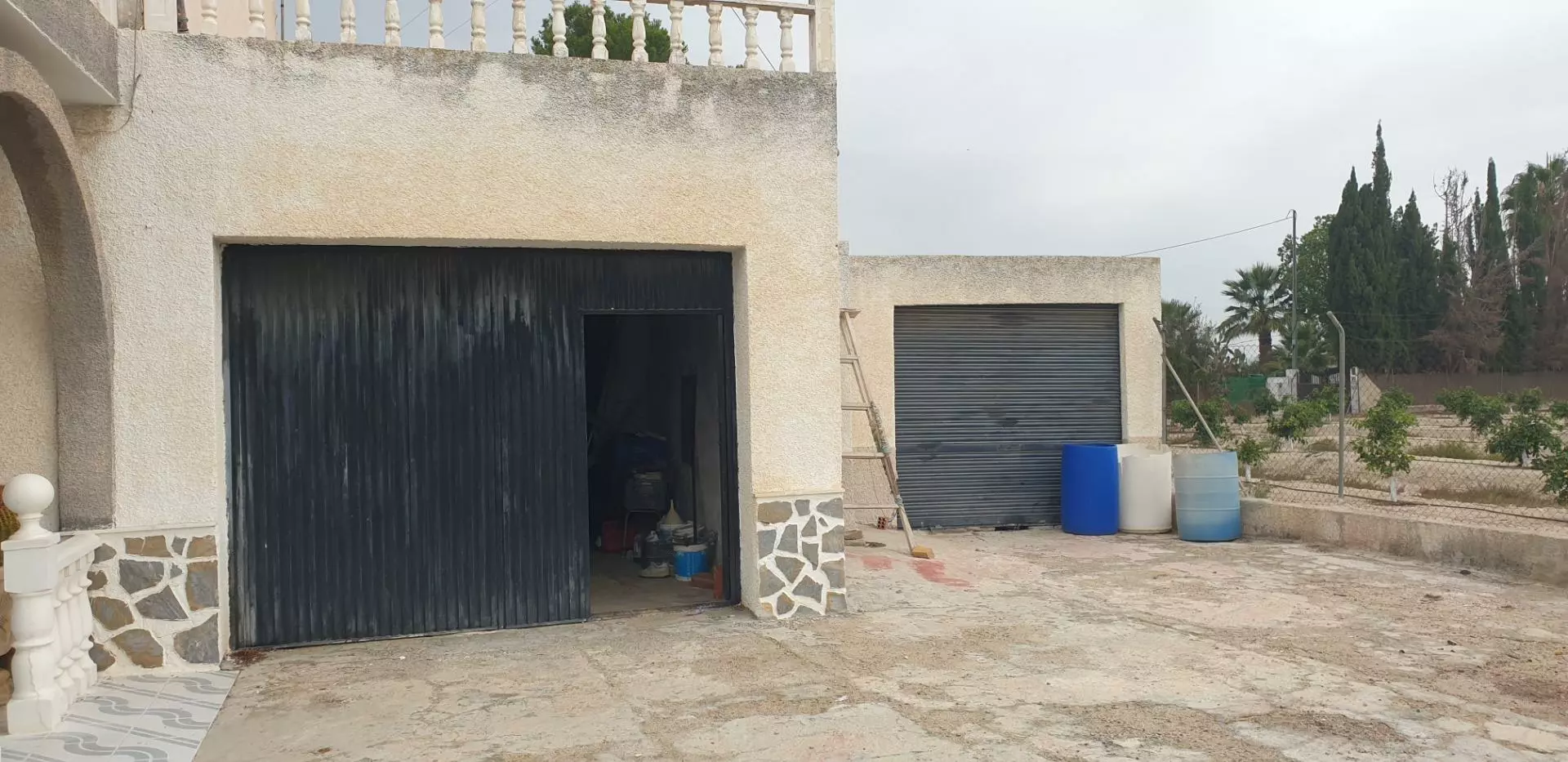 Country House 315 M² In Granja De Rocamora, Spain