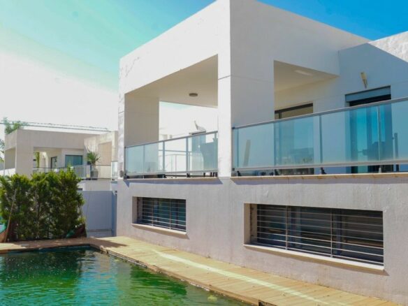 Villa Of 282 M² In Polop, Spain