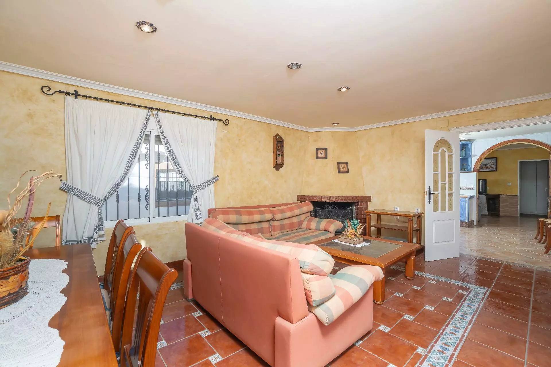3-bedroom Villa In Elche Pedanias, Spain (267 M²)