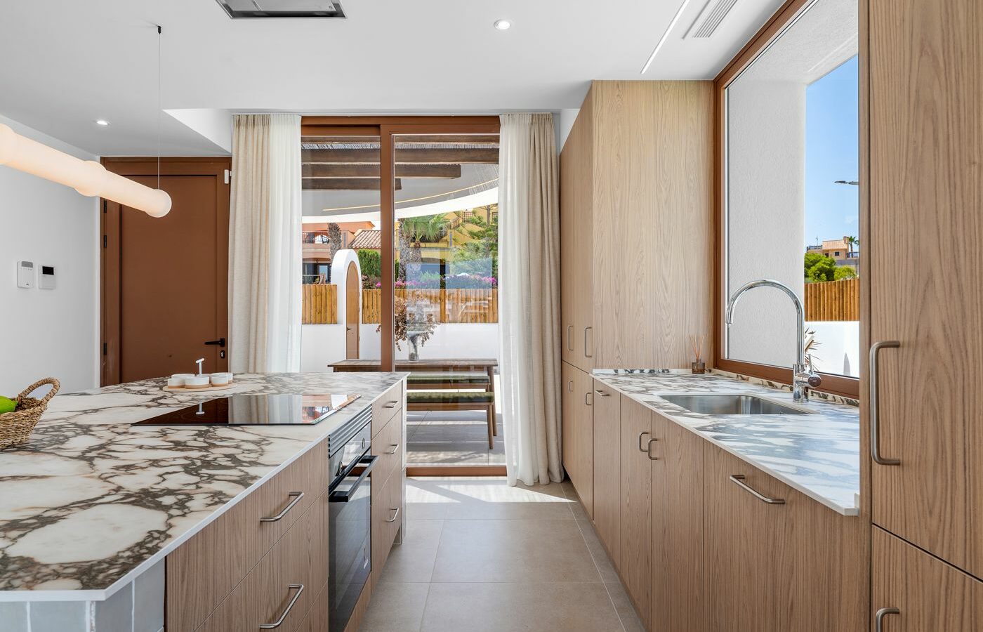 4-bedroom Villa In Algorfa, Spain (345 M²)