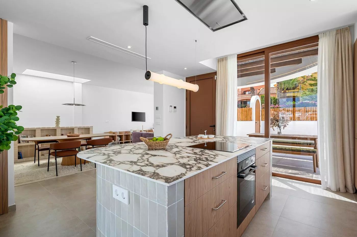 4-bedroom Villa In Algorfa, Spain (345 M²)