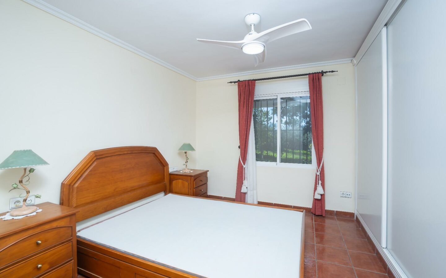 3-bedroom Villa In Elche Pedanias, Spain (267 M²)