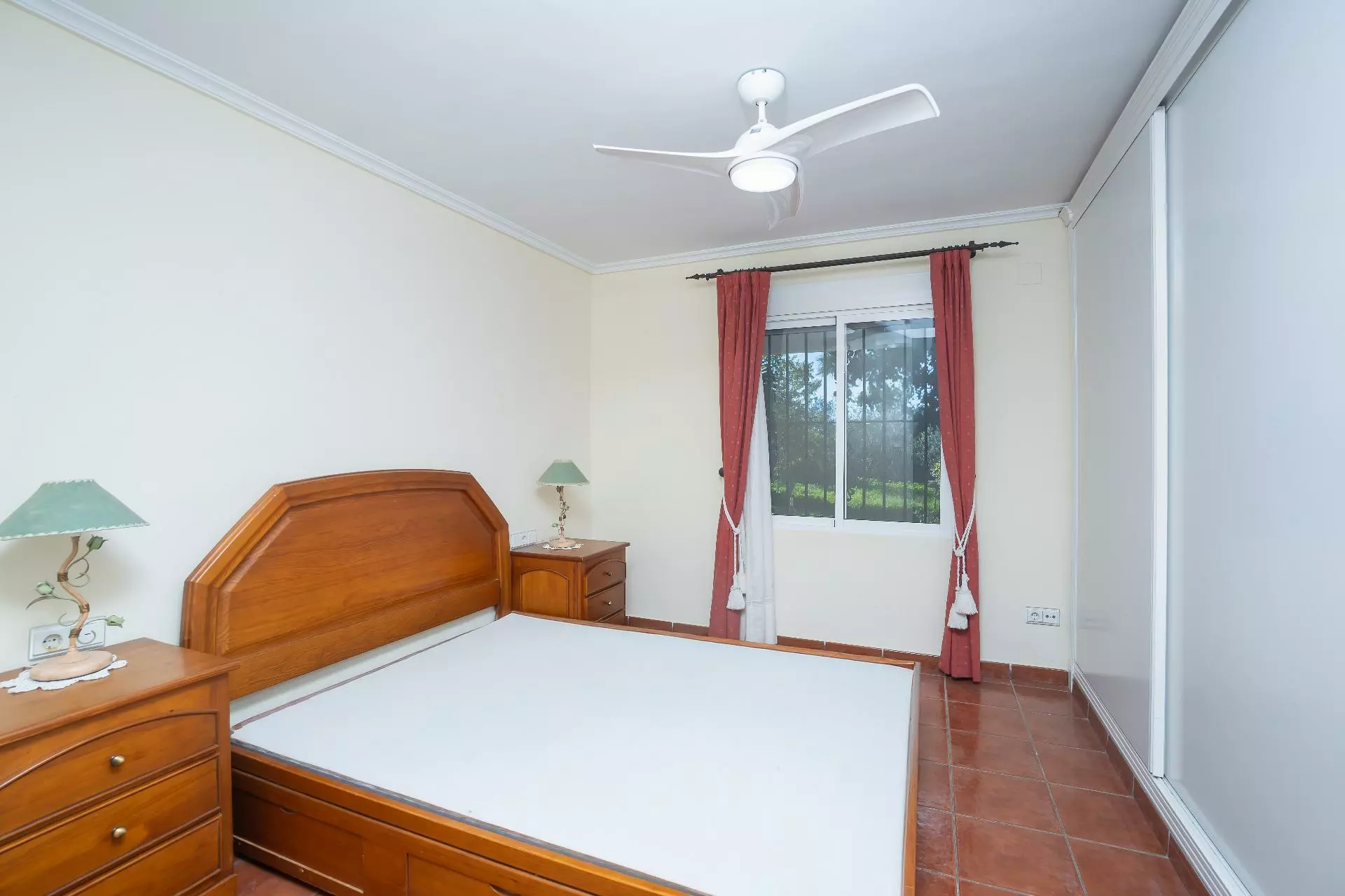 3-bedroom Villa In Elche Pedanias, Spain (267 M²)