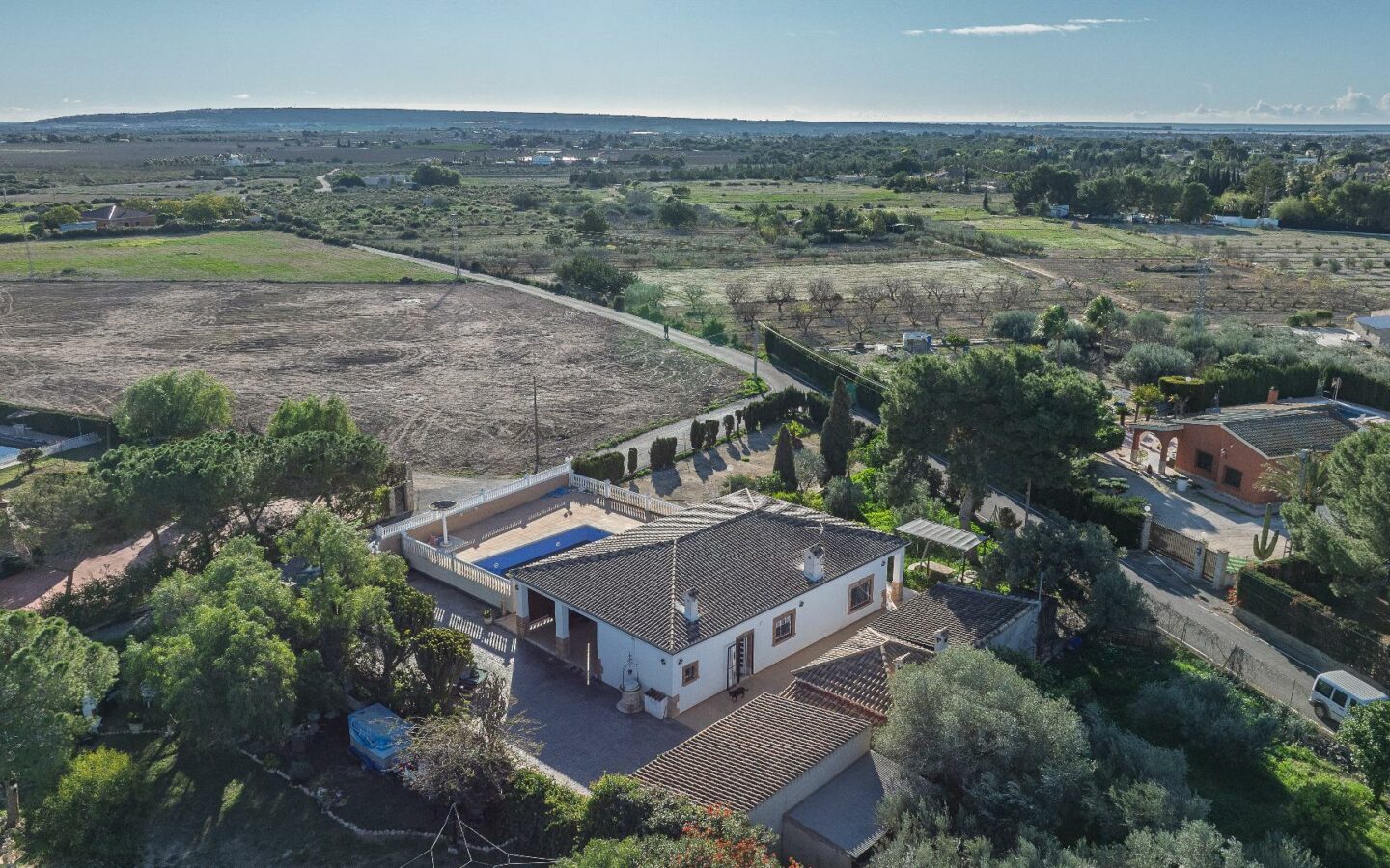 3-bedroom Villa In Elche Pedanias, Spain (267 M²)