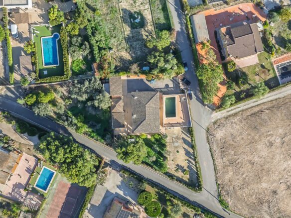3-bedroom Villa In Elche Pedanias, Spain (267 M²)