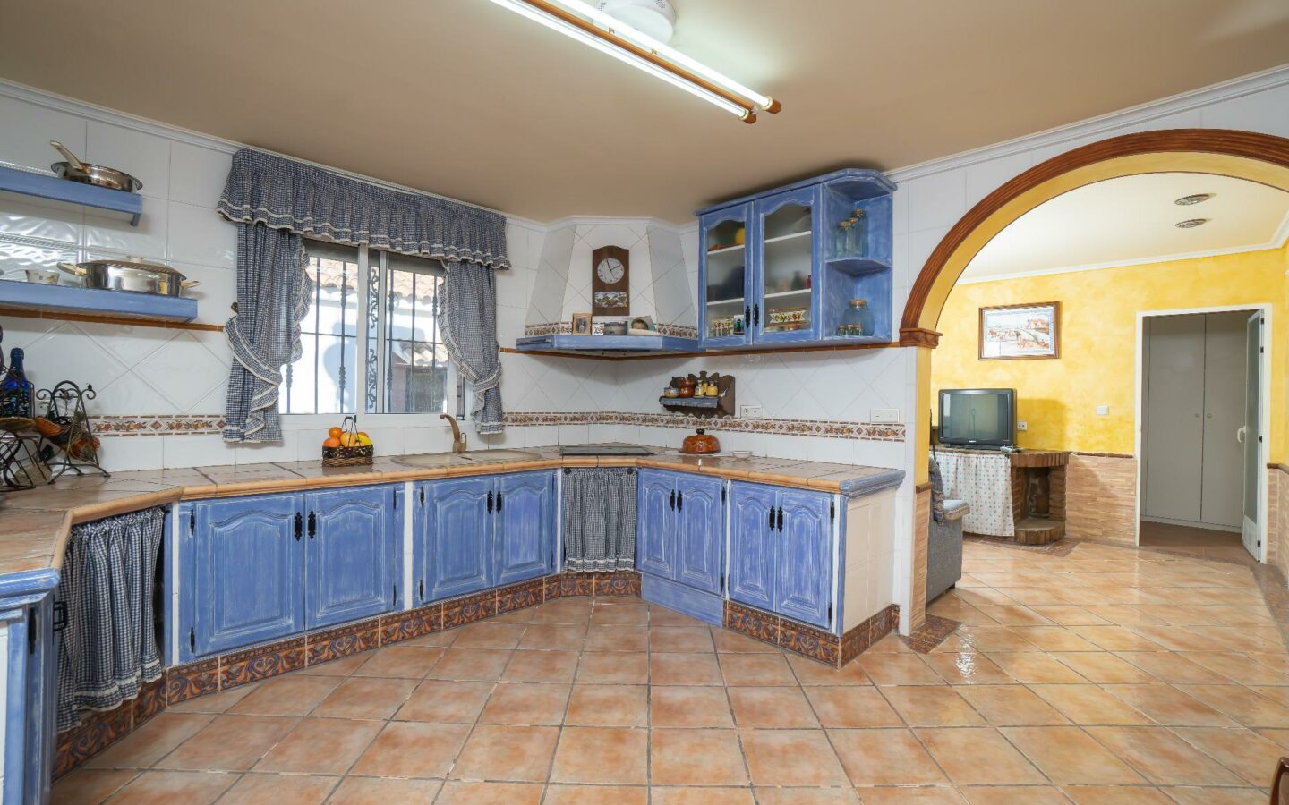 3-bedroom Villa In Elche Pedanias, Spain (267 M²)