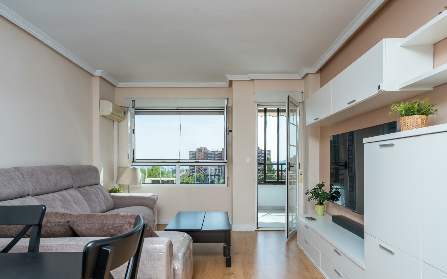 3-bedroom Apartment In San Juan Playa, Spain (121 M²)