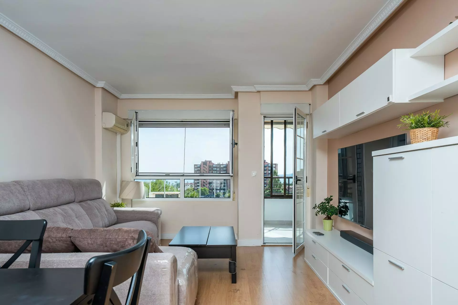 3-bedroom Apartment In San Juan Playa, Spain (121 M²)