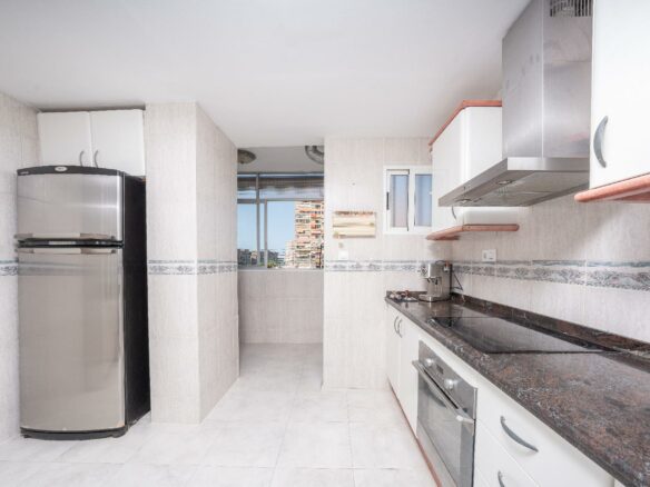 3-bedroom Apartment In San Juan Playa, Spain (121 M²)