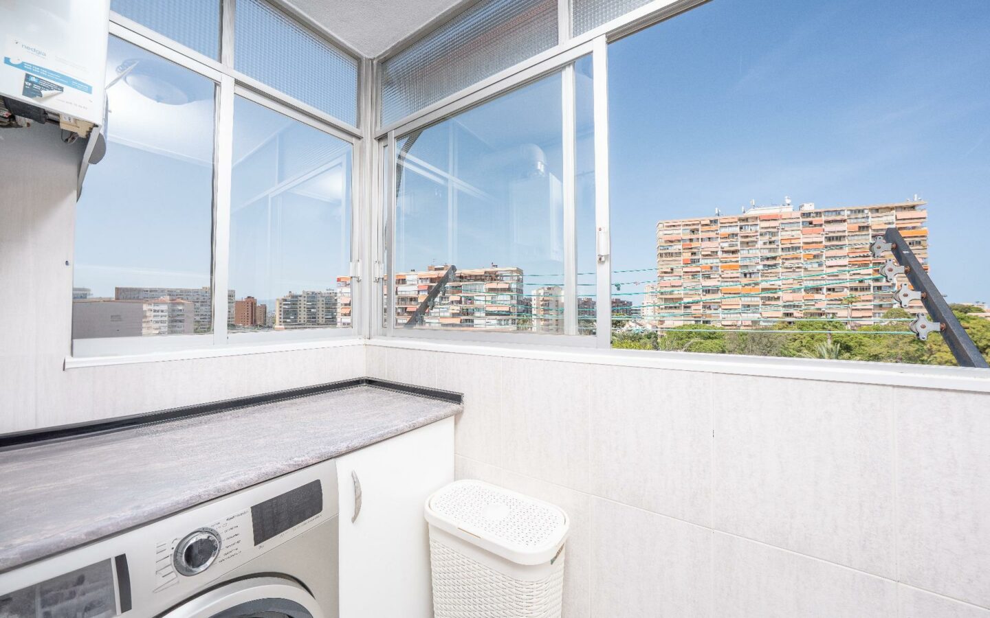 3-bedroom Apartment In San Juan Playa, Spain (121 M²)