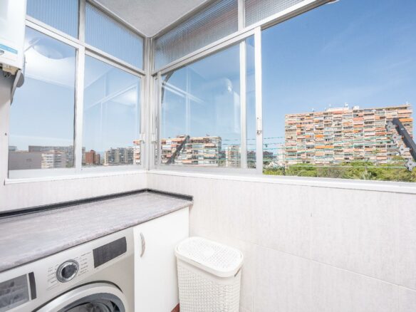 3-bedroom Apartment In San Juan Playa, Spain (121 M²)