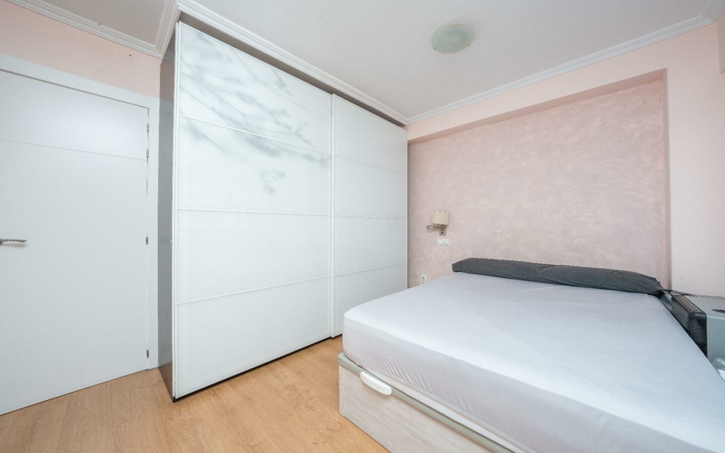 3-bedroom Apartment In San Juan Playa, Spain (121 M²)