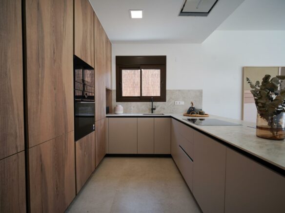 3-bedroom Villa In Algorfa, Spain (121 M²)