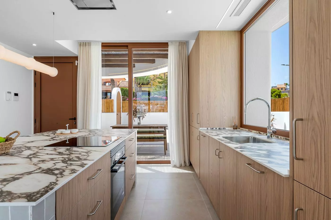 4-bedroom Villa In Algorfa, Spain (345 M²)