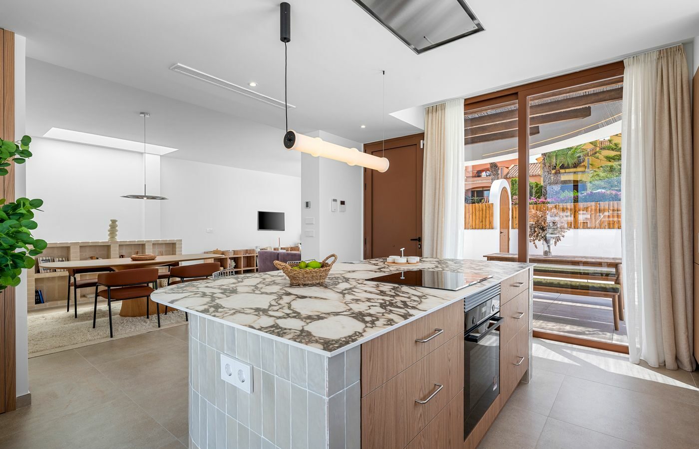 4-bedroom Villa In Algorfa, Spain (345 M²)