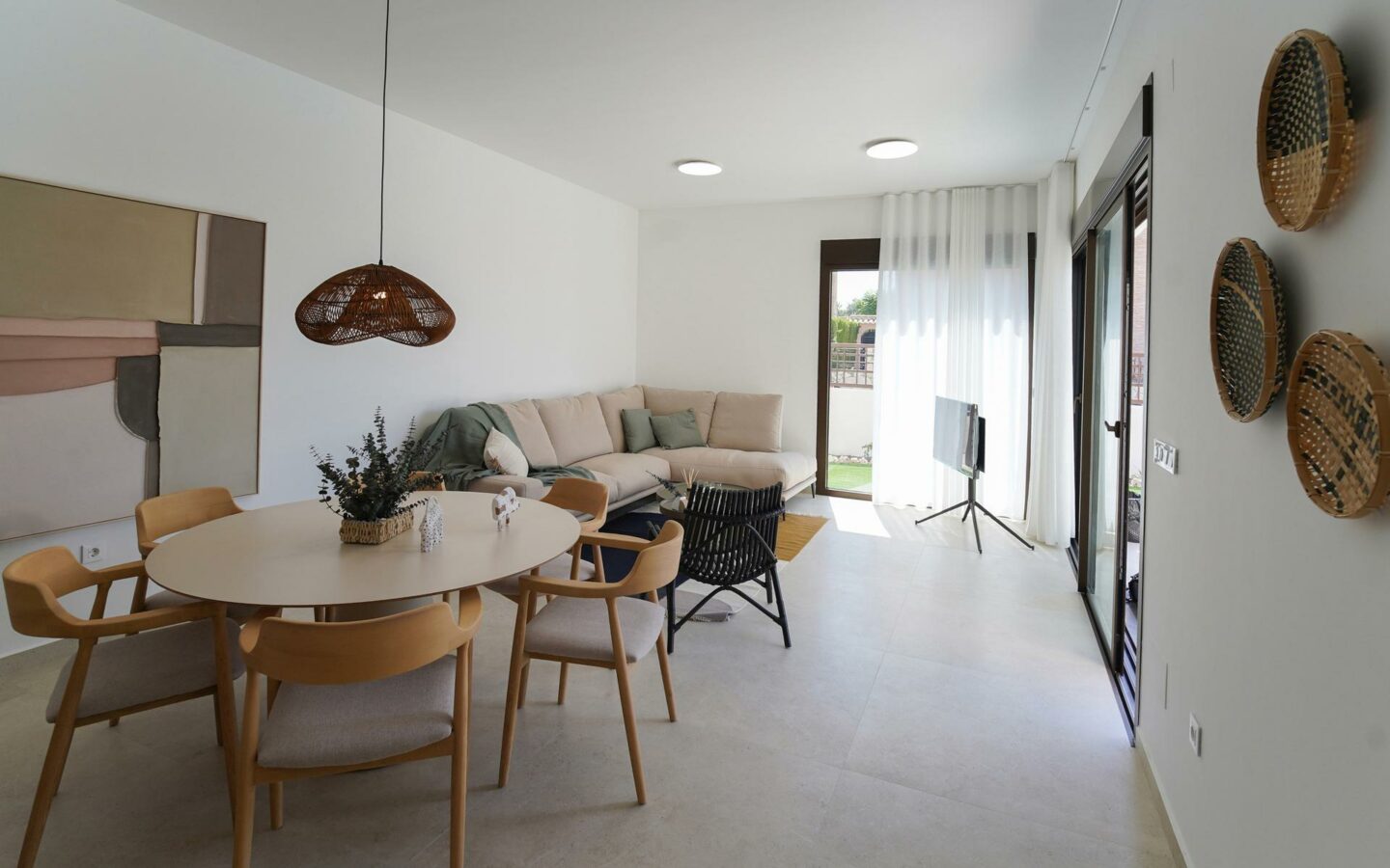 3-bedroom Villa In Algorfa, Spain (121 M²)