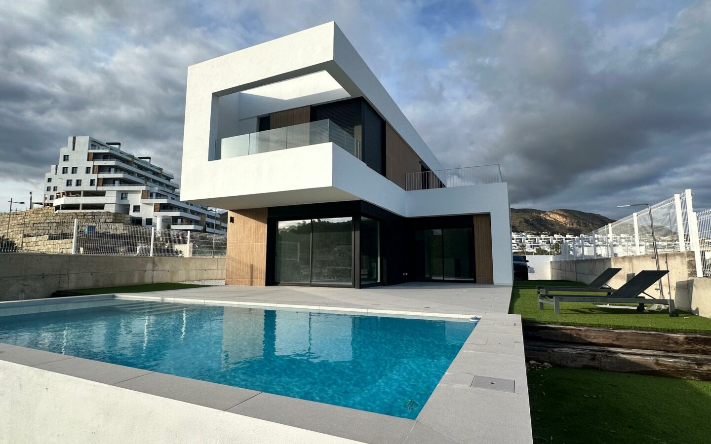 4-bedroom Villa In Finestrat, Spain (322 M²)