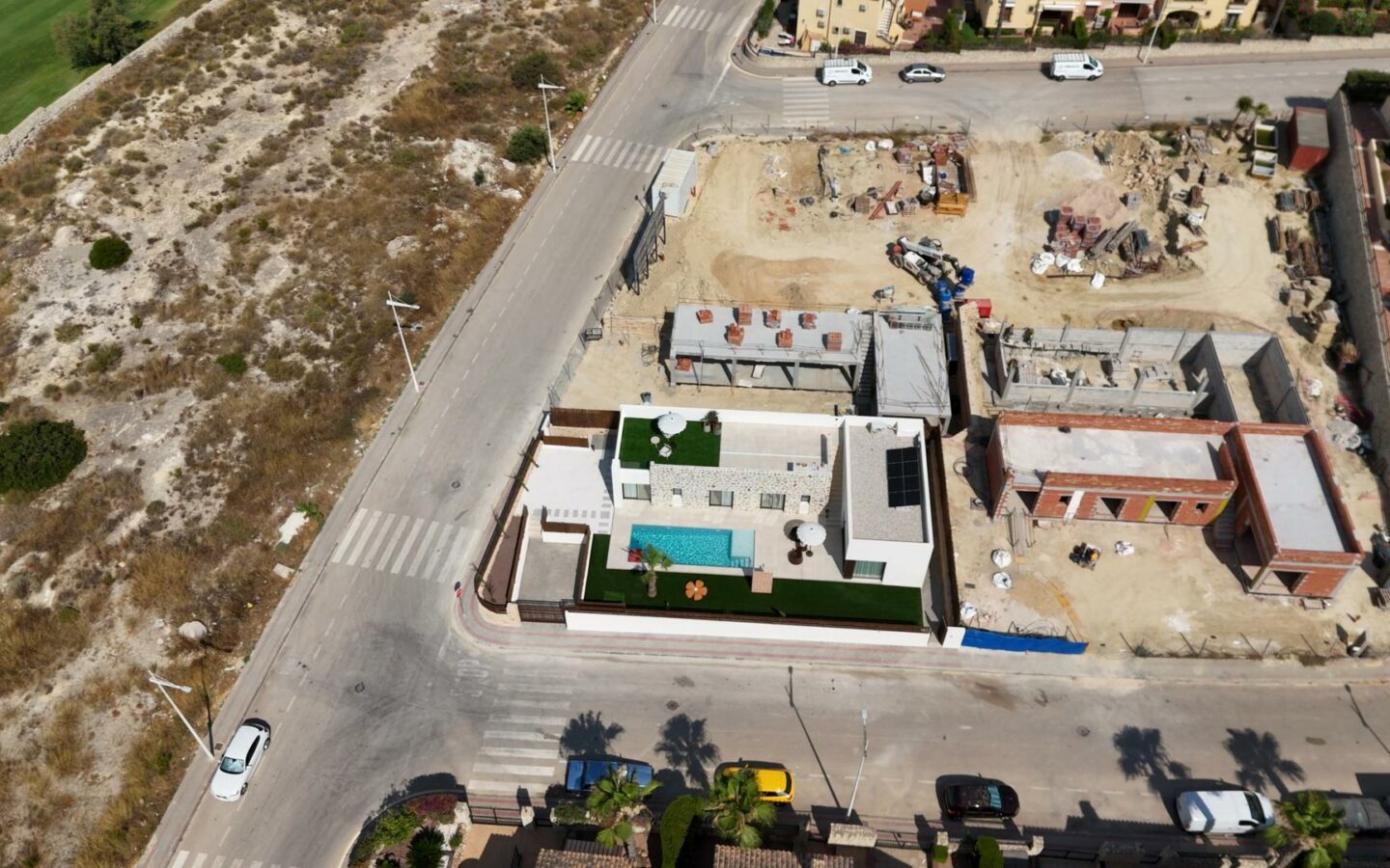 3-bedroom Villa In Algorfa, Spain (121 M²)