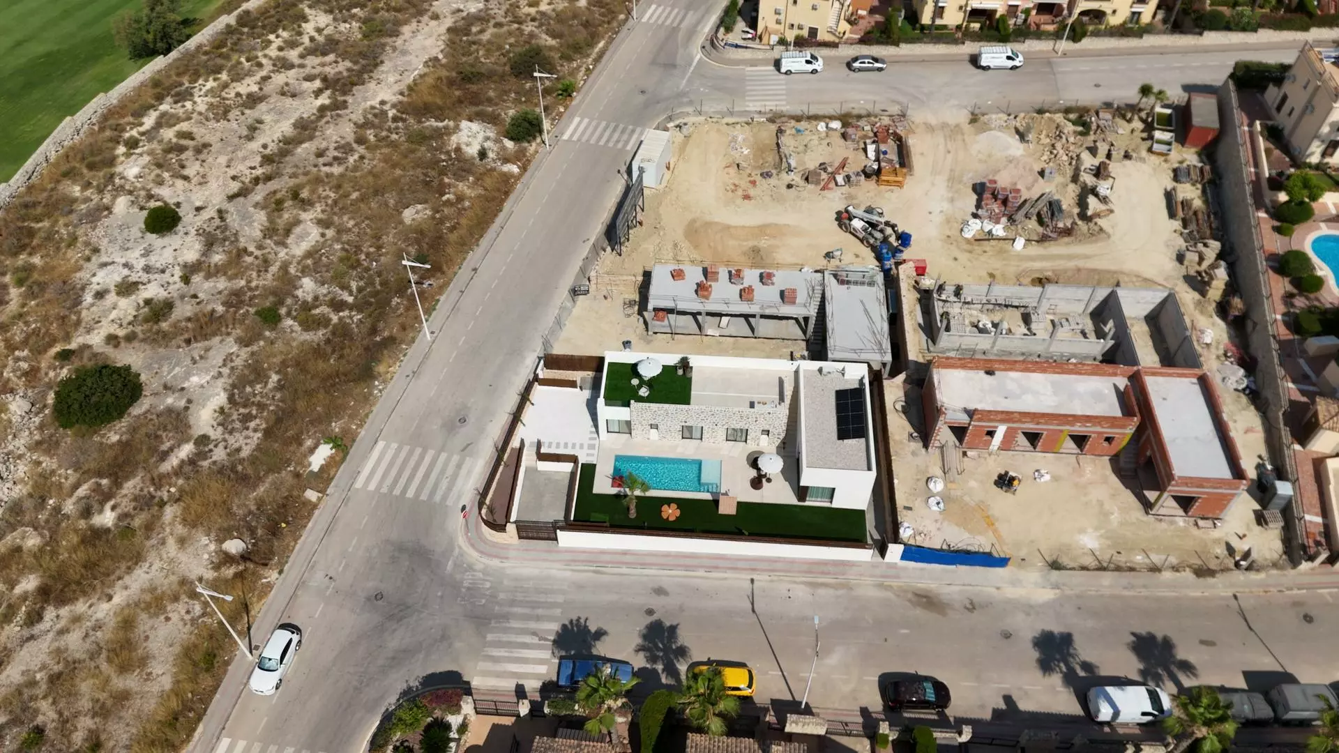 3-bedroom Villa In Algorfa, Spain (121 M²)